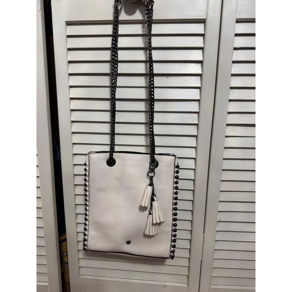 Gianni Bini chain studded‎ tote/crossbody bag in white - Picture 6 of 6